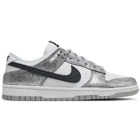 Wmns Dunk Low 'Golden Gals' 5805252