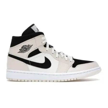 Wmns Air Jordan 1 Mid 'Barely Orange' B9A1532